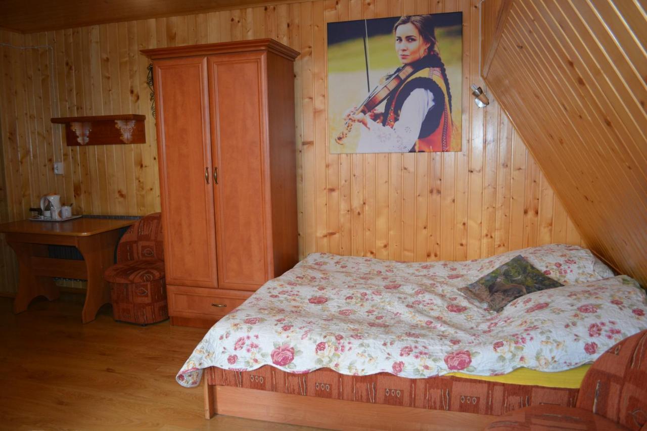 Gorolik U Kwietniow-Centrum Bukowiny- Mozliwosc Wyzywienia Bukowina Tatrzańska Exteriör bild